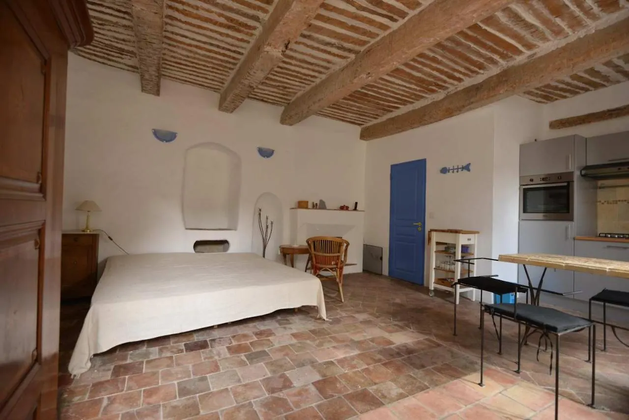 Studio De La Cheminee Et Studio De La Place Apartment Sigonce