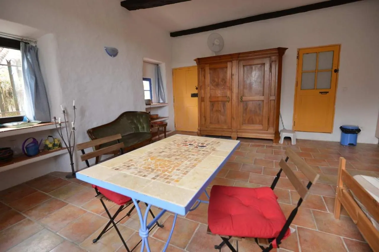 Studio De La Cheminee Et Studio De La Place Apartment Sigonce
