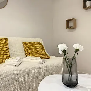 Appartement Studio Isle Sur La Sorgue